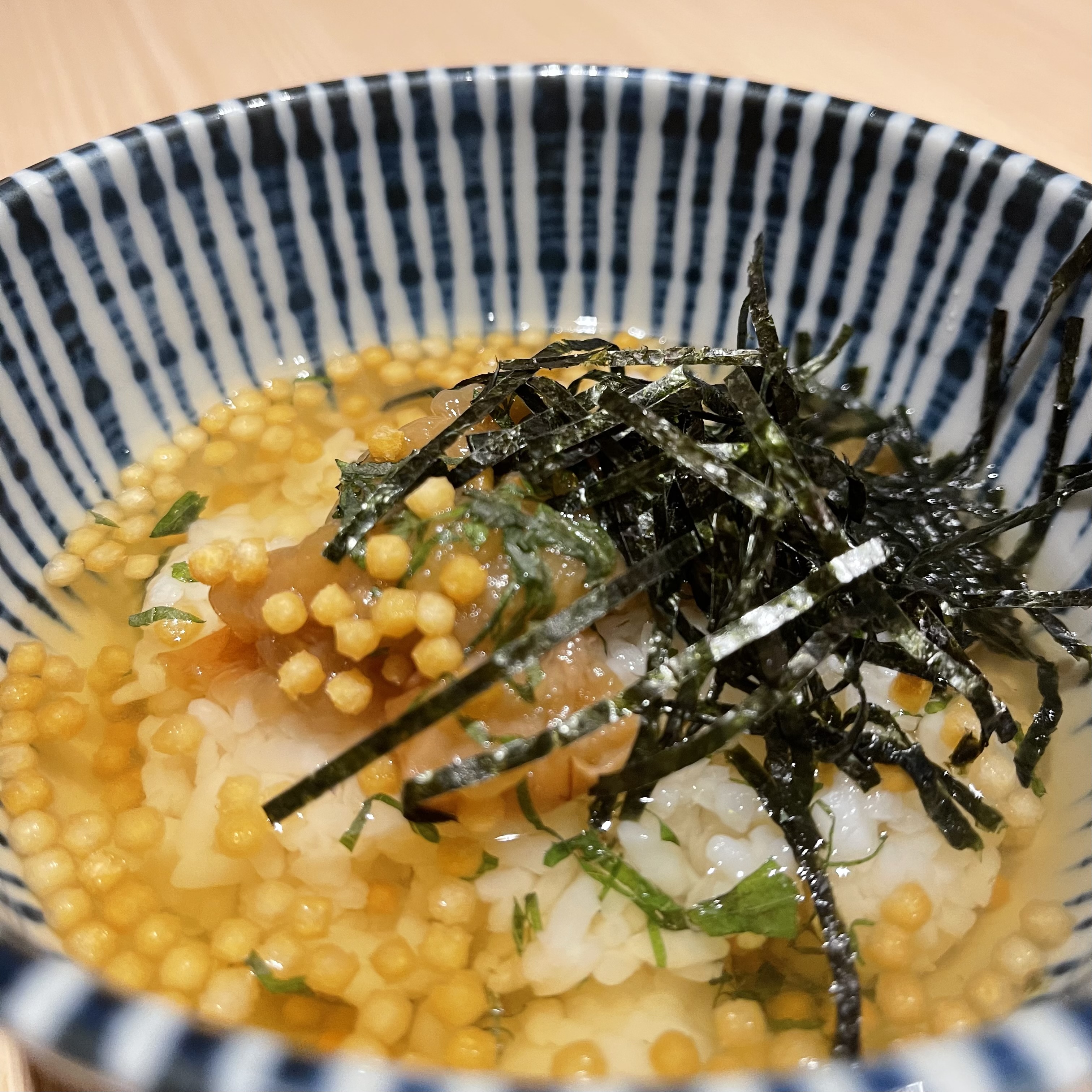お茶漬け（のりまたは梅）